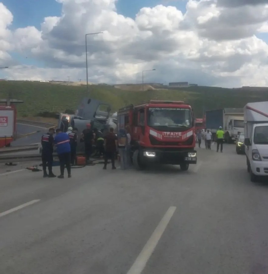 Refüje devrilen mikserde can pazarı!
