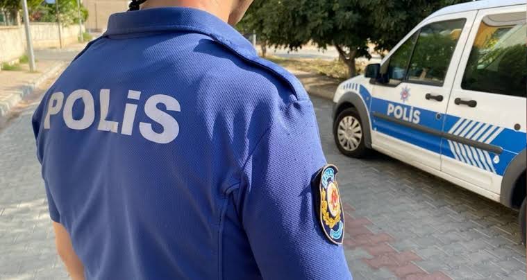 Polis memuru evinde başından vurulmuş halde bulundu!