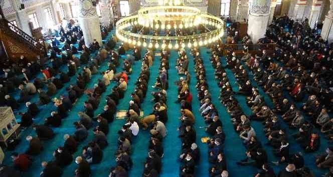 Diyanet bu haftanın cuma hutbesini duyurdu