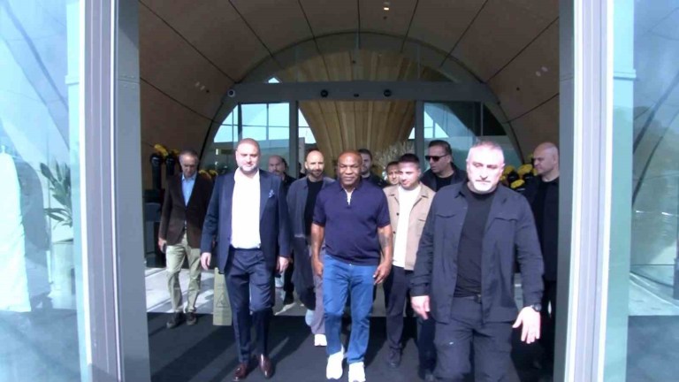 Mike Tyson dizi projesi için İstanbul’da