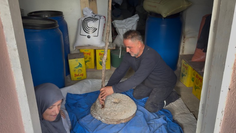Darı geleneğini taş değirmende yaşatıyorlar