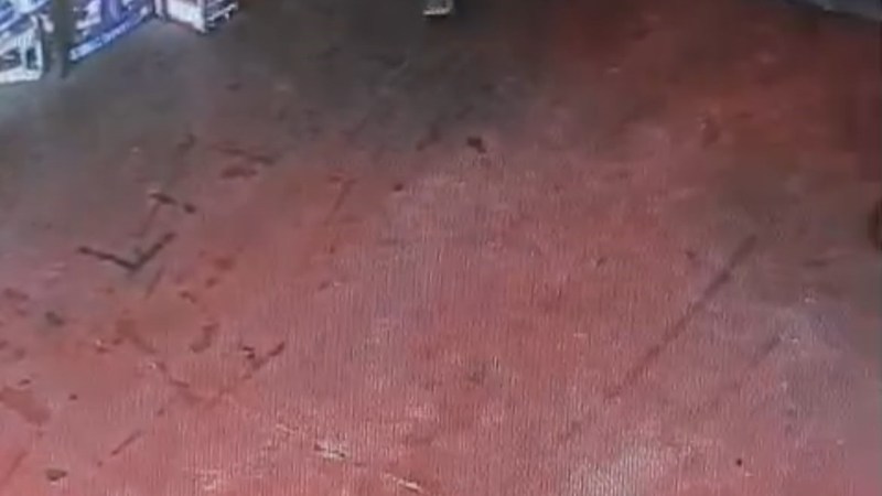 14 yaşındaki çırağı darbettiği iddia edildi: Görüntüler ortaya çıktı