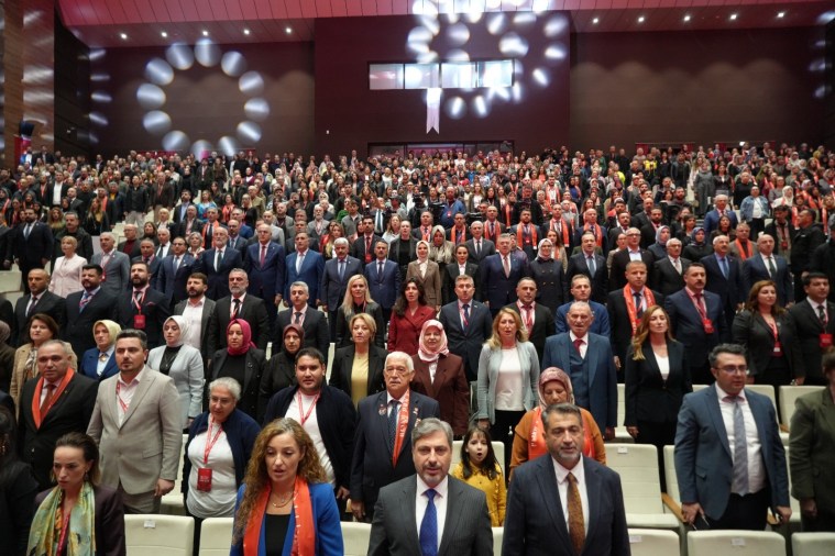 Bakan Göktaş: Aileyi güçlendirmek için tüm alanlar aile dostu olmalı