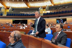 Büyükakın’dan Avrupa’ya birkaç şamar!