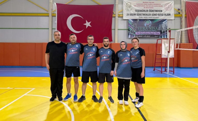 32 okul şampiyonluk için parkeye çıktı