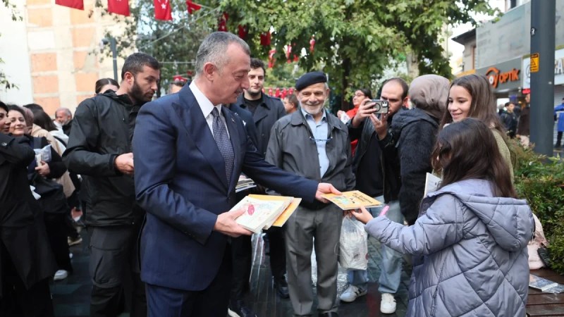 Ağaçlar, 16. kez kitap açtı!