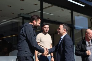 Başiskele’de selzede esnafa destek sözü