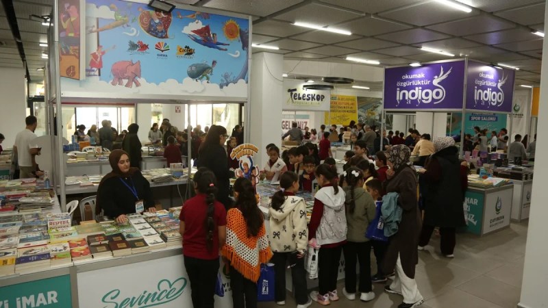 Çayırova Kitap Günleri yoğun ilgi görüyor