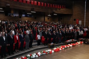 Cumhuriyetin 103. yılı Çayırova’da kutlandı