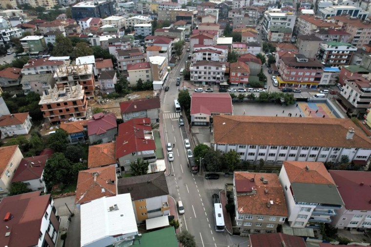 Darıca Mevlana Caddesi baştan aşağı yenilendi