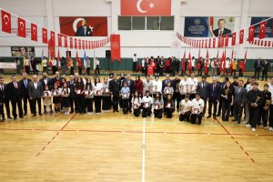 Derince’de 29 Ekim coşkusu yaşandı