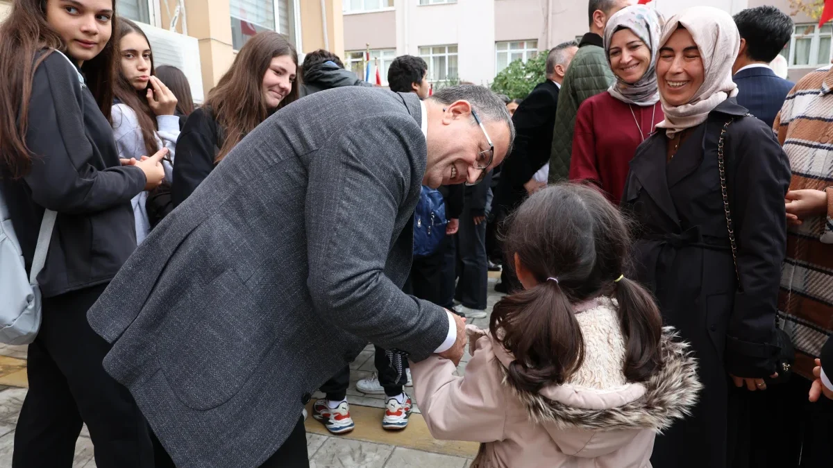 Derince’de 29 Ekim törenleri başladı