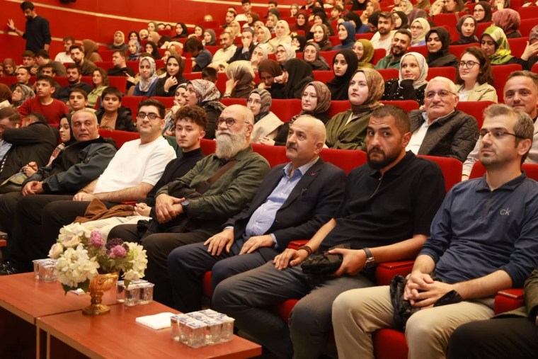 Dr. Altay Cem Meriç Gebzelilerle buluştu