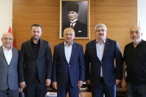 Fikri Işık’tan KOTO Başkanı Bulut’a tebrik