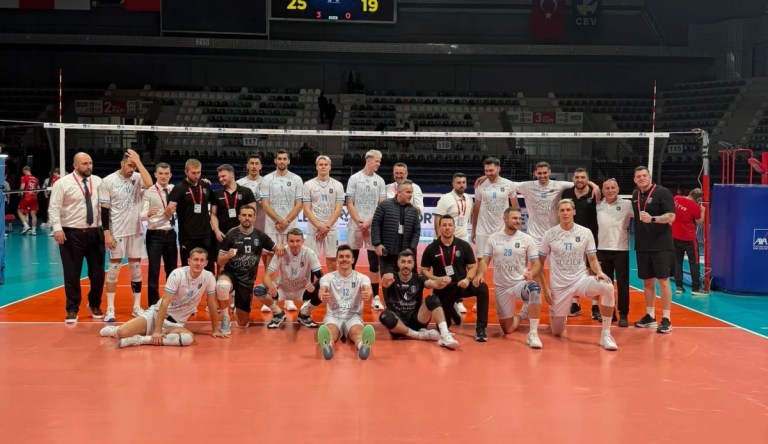 Gebze Belediyespor Kupa Voley’de çeyrek finalde
