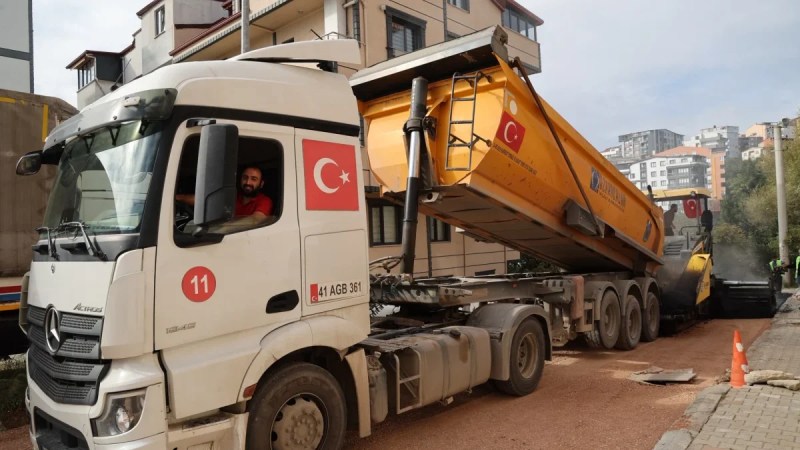 Gebze yollarında hummalı altyapı çalışması