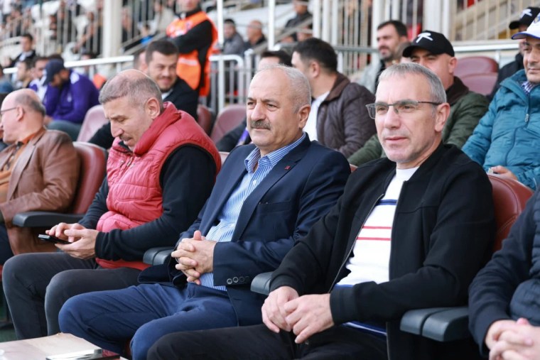 Gebzespor sahasında Soma Spor'u 4-1 mağlup etti