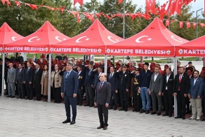 Kartepe’de Cumhuriyet coşkusu meydanda başladı