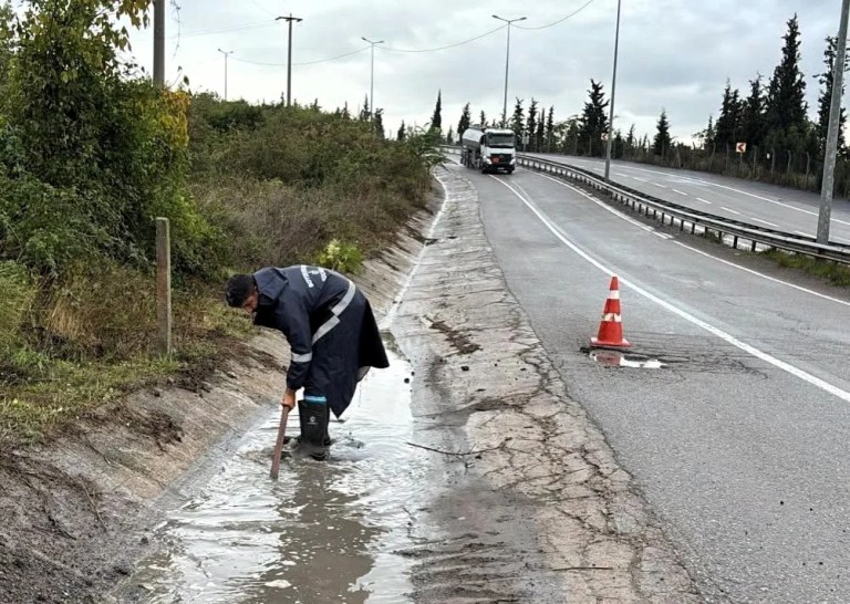 Kocaeli’de sağanak sonrası geniş çaplı temizlik
