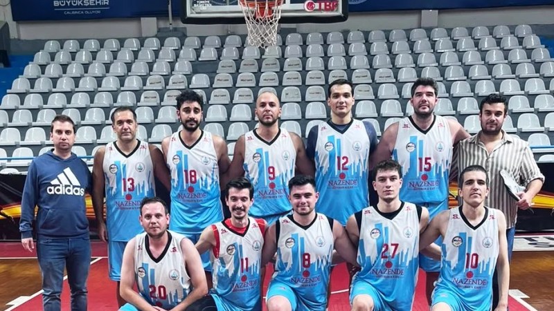 Körfez GB İzmit Basketbol'u 71-59 yendi