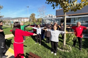 Körfez’de yaşlılara özel egzersiz seansları