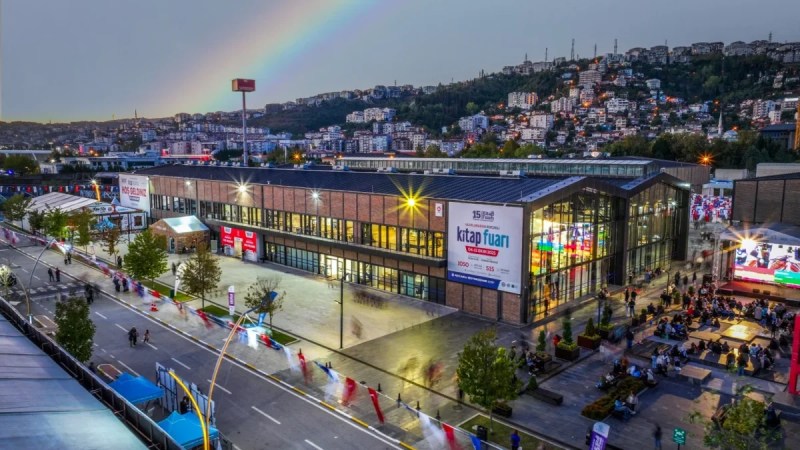 Nadir eserler Kitap Fuarı’nda müzayedeye çıkıyor