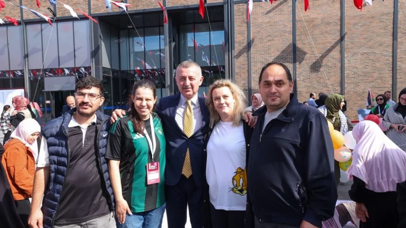 Nehirden denize özgür Filistin!