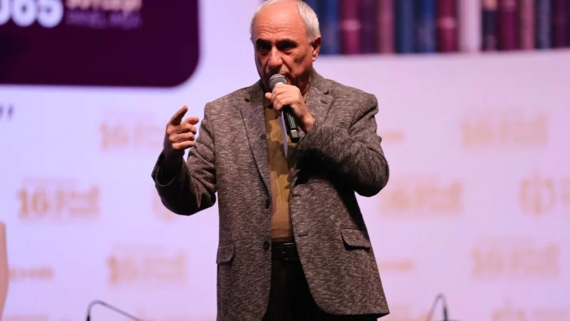Nurullah Genç: Çanakkale’yi yeniden yaşarız
