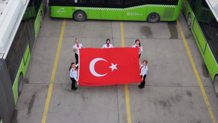 UlaşımPark otobüsleriyle 103 koreografisi yapıldı - 2. görsel
