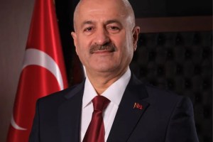 Zinnur Büyükgöz’den Cumhuriyet Bayramı mesajı