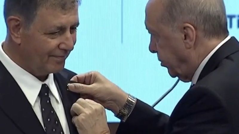Cemil Tugay AK Parti’ye katıldı