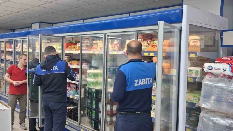 Ekipler market raflarını mercek altına aldı