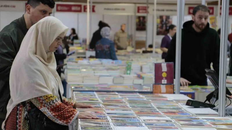 Kocaeli Kitap Fuarı kapılarını açtı