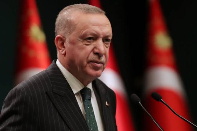 Cumhurbaşkanı Erdoğan: Hayırdır beyler, hangi savaştasınız?