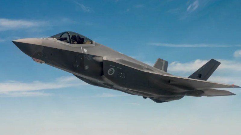Türk F-35 uçakları ABD deposunda görüntülendi