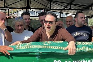 Atilla Taş’ın kızı son yolculuğuna uğurlandı